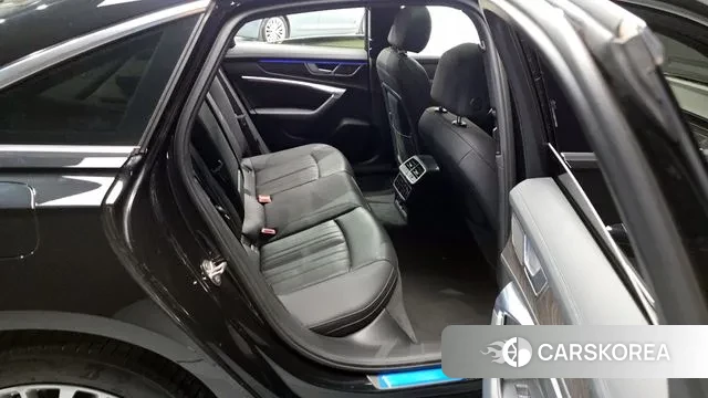 Audi A6 (C8) 2020 Черный из Кореи, фото 3