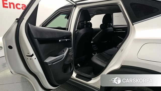 Kia Seltos 2022 Белый из Кореи, фото 3