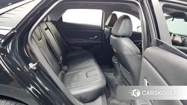 Hyundai Avante (CN7) 2022 Черный из Кореи, фото 3