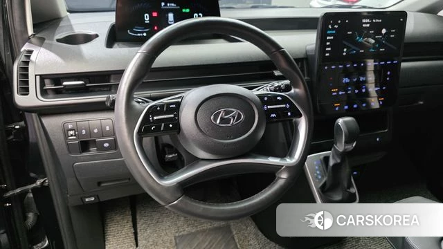 Hyundai Staria 2023 Черный из Кореи, фото 3