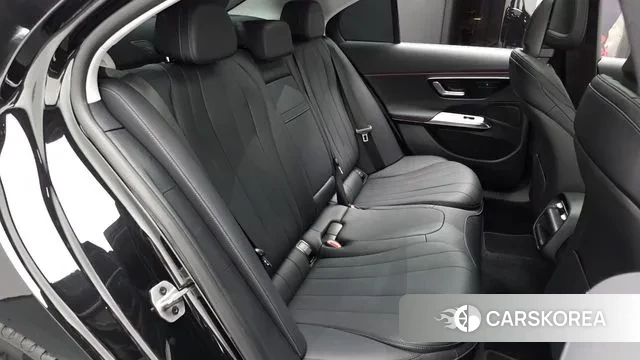 Mercedes-Benz E-Class W214 2025 Черный из Кореи, фото 3