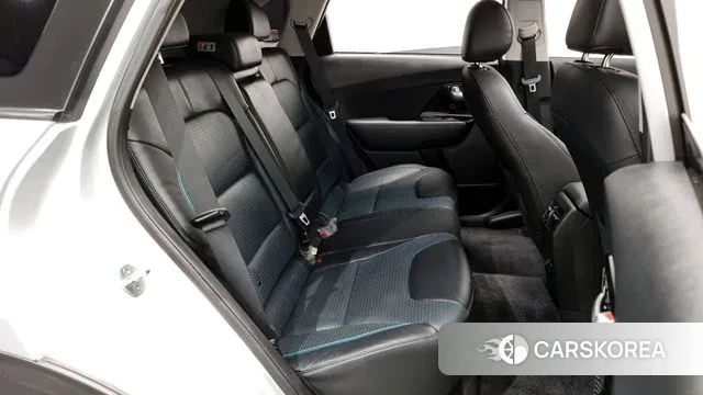 Kia Niro EV 2020 Серебряный из Кореи, фото 3