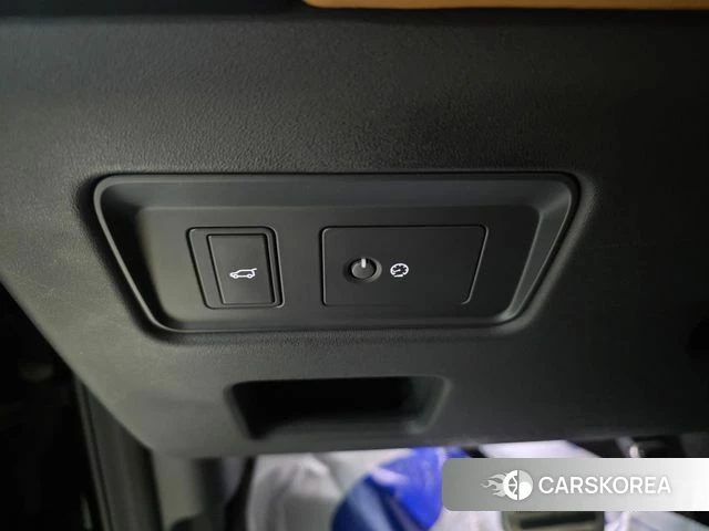 Land Rover Discovery 5 2020 Черный из Кореи, фото 3