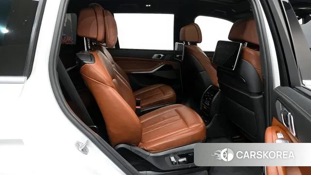 BMW X7 (G07) 2021 Белый из Кореи, фото 3