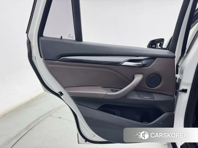 BMW X1 2020 Белый из Китая, фото 3