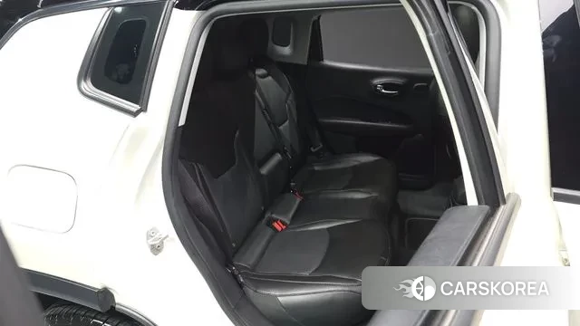 Jeep Compass 2nd Generation 2019 Белый из Кореи, фото 3