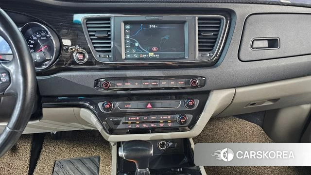Kia The New Carnival 2019 Белый из Кореи, фото 3