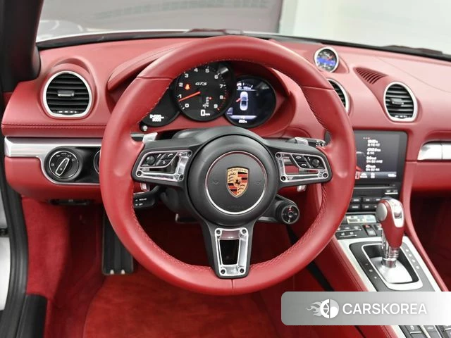 Porsche 718 Boxster 2023 Серебряный из Кореи, фото 3