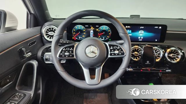 Mercedes-Benz A-Class W177 2021 Белый из Кореи, фото 3