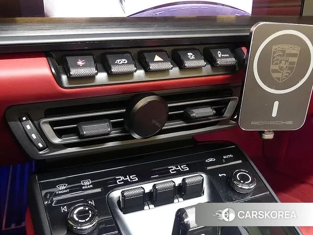 Porsche 911(992) 2023 Серебристо-серый из Кореи, фото 3