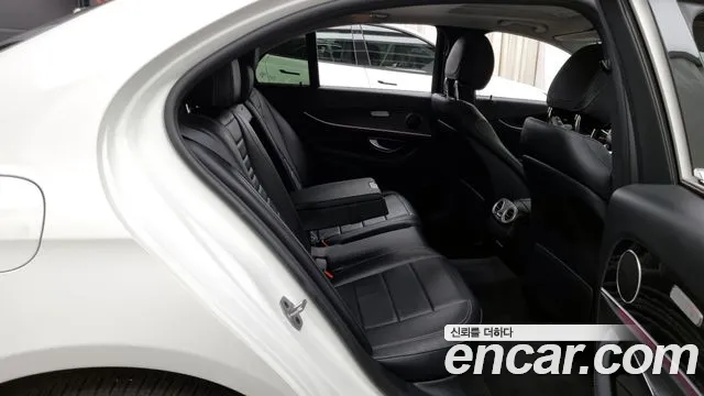 Mercedes-Benz E-Class W213 2020 Белый из Кореи, фото 3