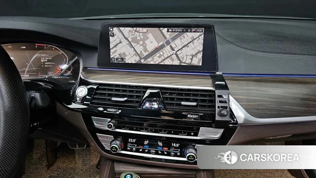 BMW 5 Series (G30) 2019 Серый из Кореи, фото 3
