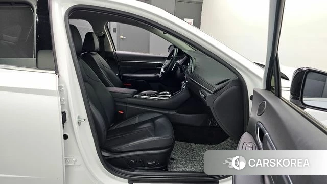 Hyundai Sonata (DN8) 2022 Белый из Кореи, фото 3