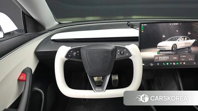Tesla Model 3 2024 Белый из Кореи, фото 3