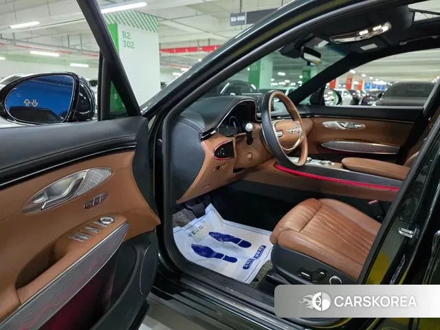 Genesis GV70 2023 Темно-зеленый из Кореи, фото 3