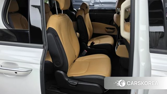 Kia Carnival 4th generation 2023 Белый из Кореи, фото 3