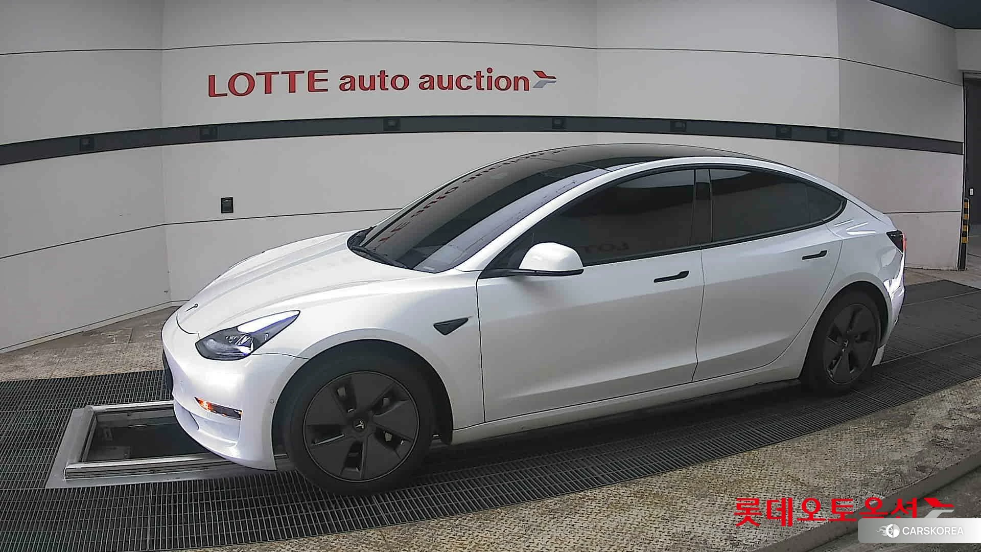 Tesla Model 3 Long Range 2022 Pearl White Multi-coat из Кореи, фото 3