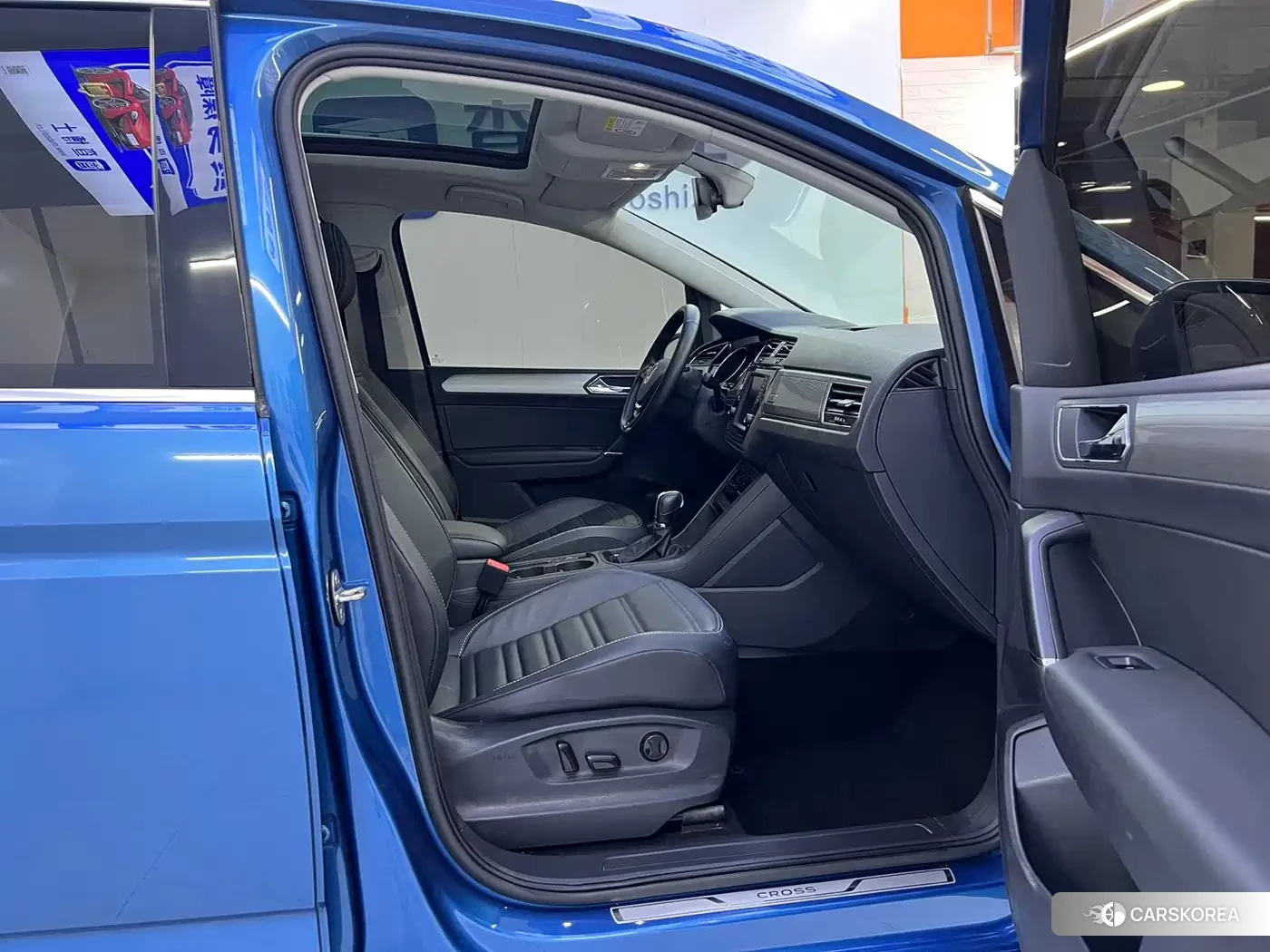 Volkswagen Touran 2022 Синий из Китая, фото 3