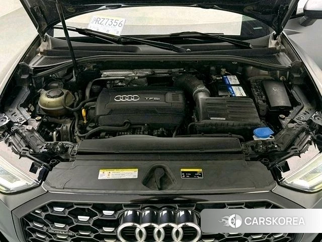 Audi Q3 Sportback 2020 Темно-серый из Китая, фото 3