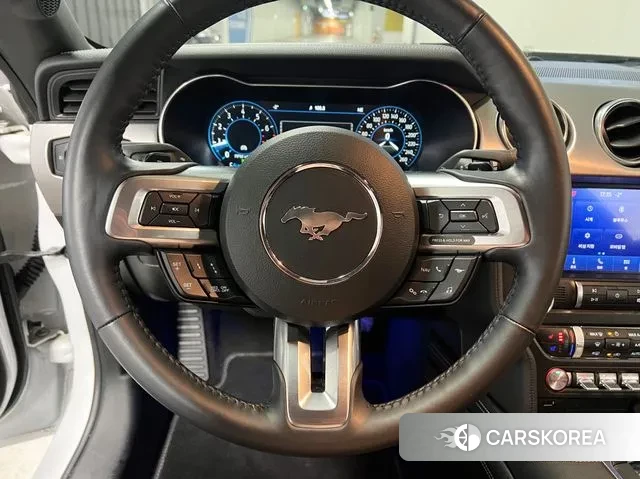 Ford Mustang 2023 Белый из Кореи, фото 3