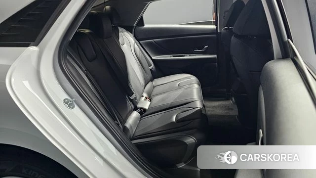 Hyundai Avante (CN7) 2021 Белый из Кореи, фото 3