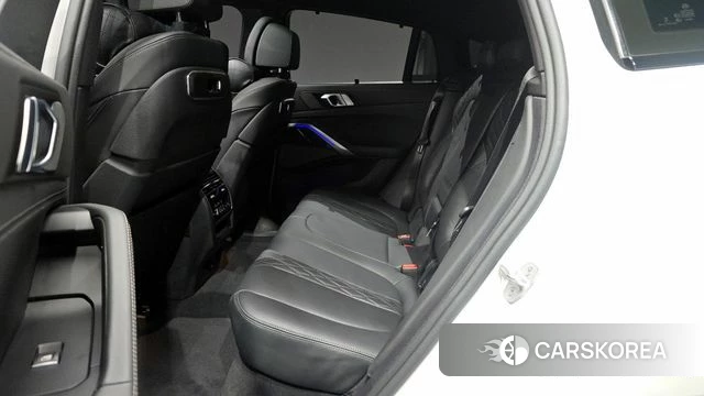 BMW X6 (G06) 2023 Белый из Кореи, фото 3