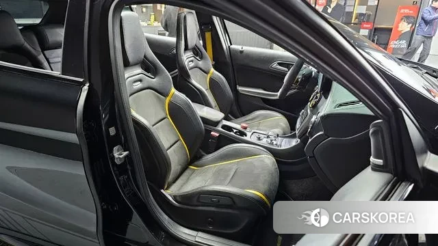 Mercedes-Benz GLA-Class X156 2018 Черный из Кореи, фото 3