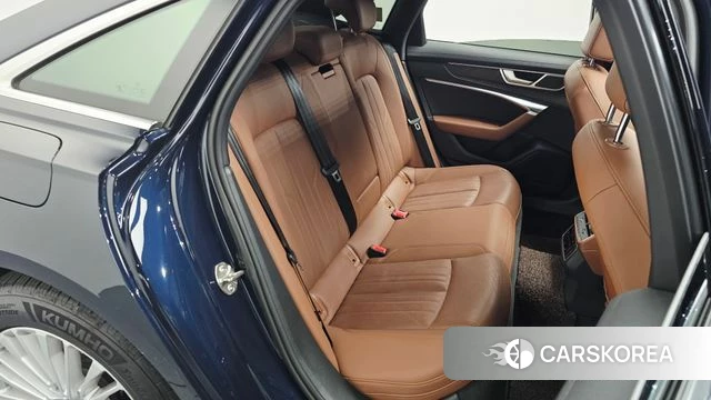 Audi A6 (C8) 2020 Синий из Кореи, фото 3