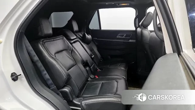 Ford Explorer 2018 Белый из Кореи, фото 3
