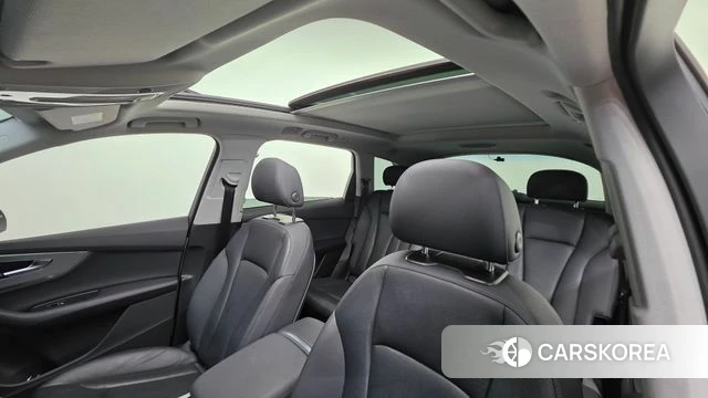 Audi Q7 (4M) 2021 Белый из Кореи, фото 3