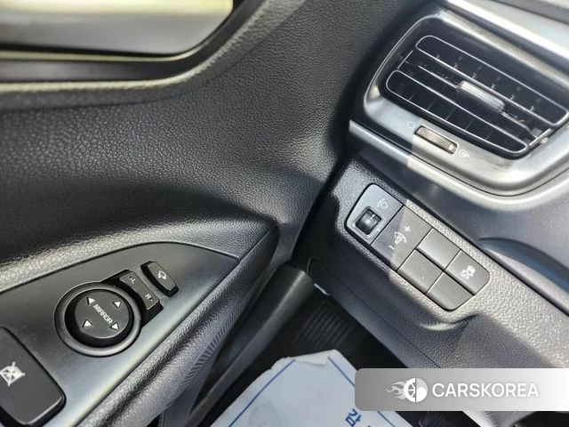 Kia Stonic 2018 Серый из Кореи, фото 3