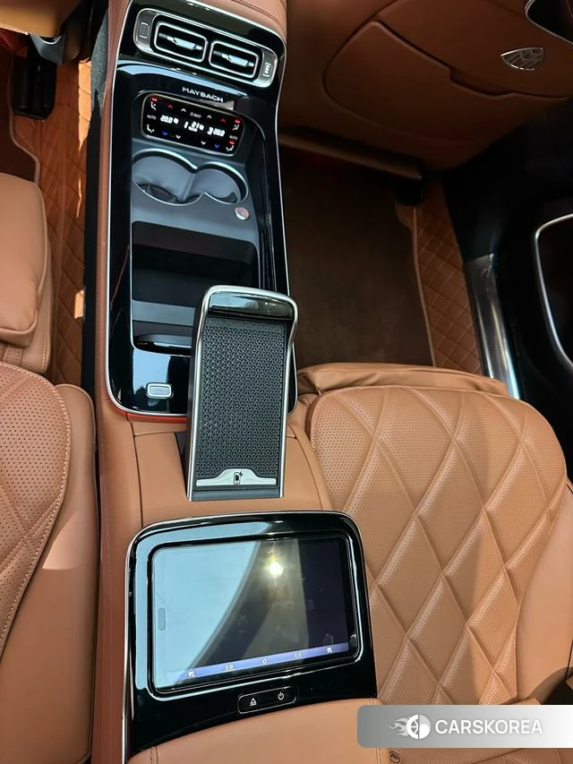 Mercedes-Benz Maybach S-class 2023 Черный из Китая, фото 3