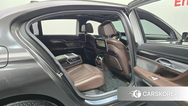 BMW 7 Series (G11) 2018 Серый из Кореи, фото 3