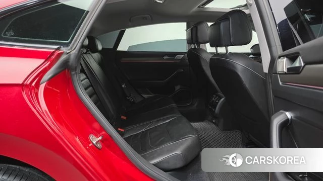 Volkswagen Arteon 2019 Красный из Кореи, фото 3