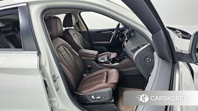 BMW X4 (G02) 2022 Белый из Кореи, фото 3