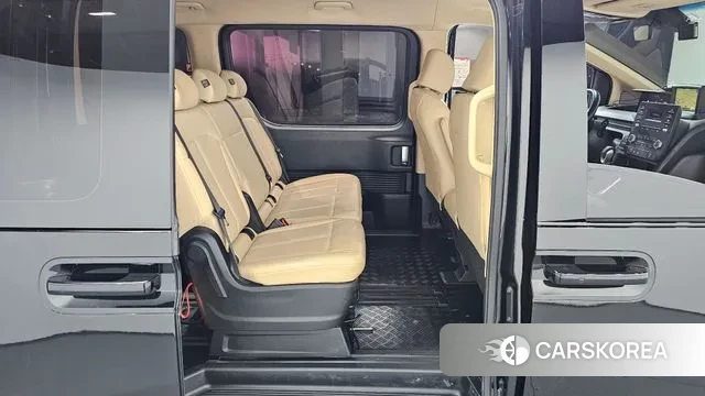 Hyundai Staria 2021 Черный из Кореи, фото 3