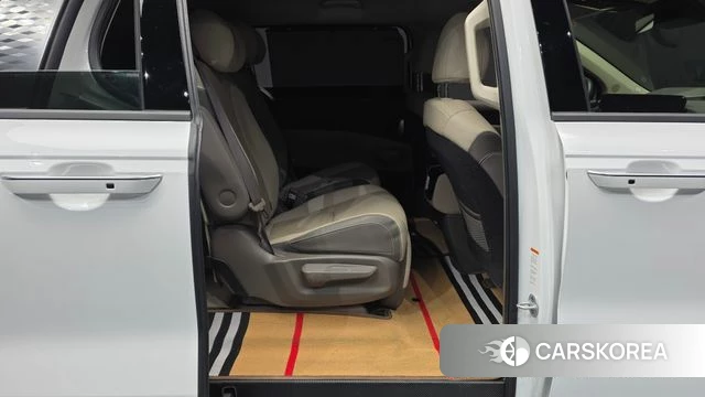 Kia The New Carnival 4th Generation 2025 Белый из Кореи, фото 3