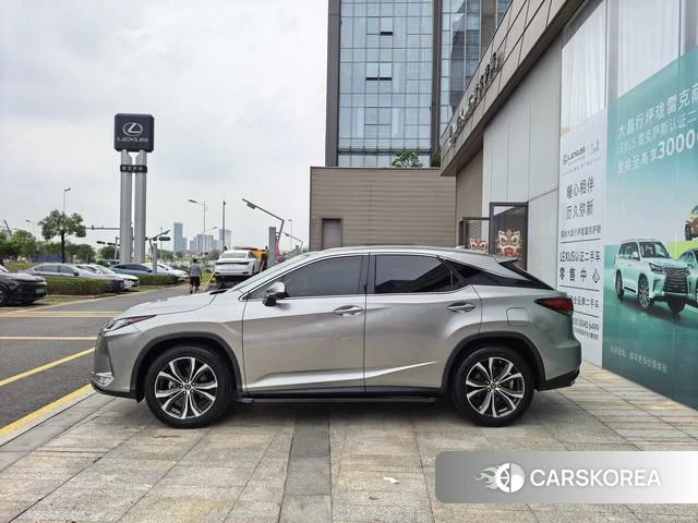 Lexus RX 2022 Серебристо-серый из Китая, фото 3