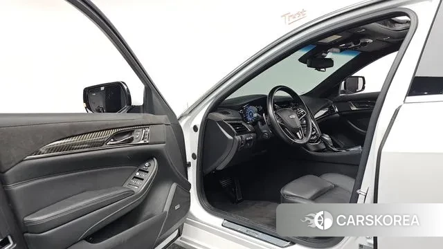 Cadillac CTS 3rd generation 2018 Белый из Кореи, фото 3