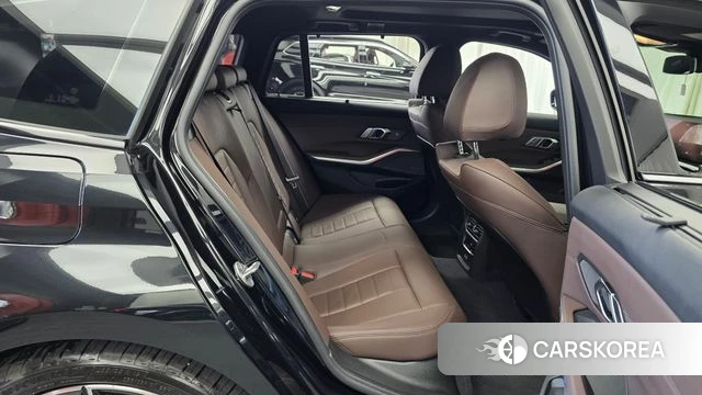 BMW 3 Series (G20) 2024 Черный из Кореи, фото 3