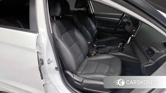 Hyundai The New Avante AD 2019 Белый из Кореи, фото 3