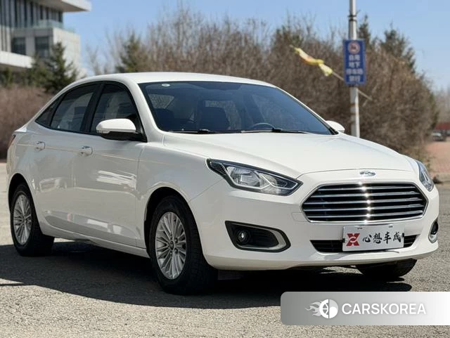 Ford Forrest 2018 Белый из Китая, фото 3