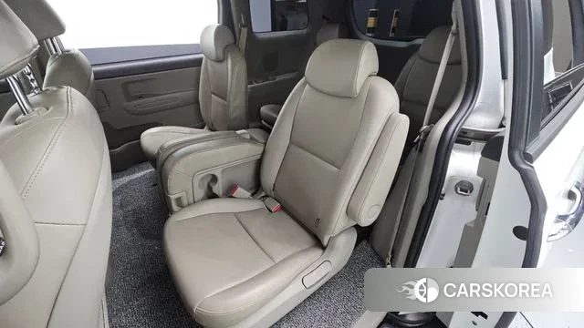 Kia The New Carnival 2018 Белый из Кореи, фото 3