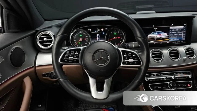 Mercedes-Benz E-Class W213 2019 Белый из Кореи, фото 3