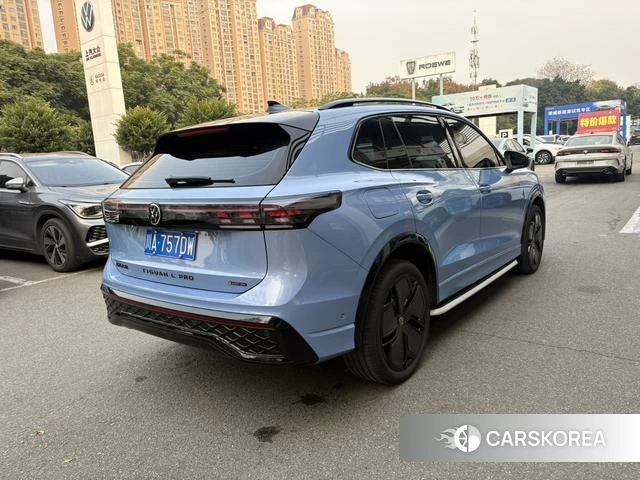 Volkswagen Tiguan L 2024 Синий из Китая, фото 3