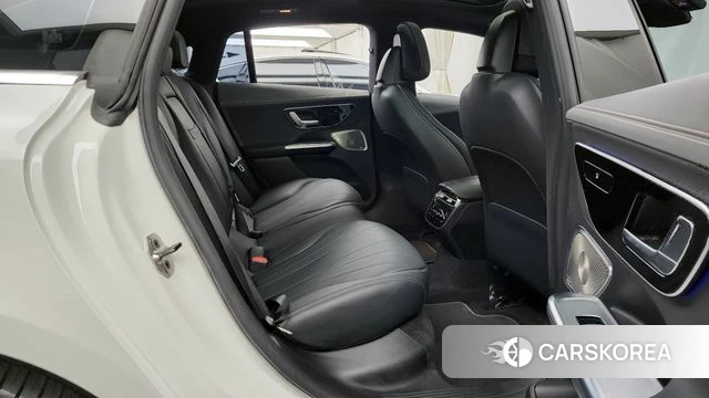 Mercedes-Benz EQE V295 2023 Белый из Кореи, фото 3