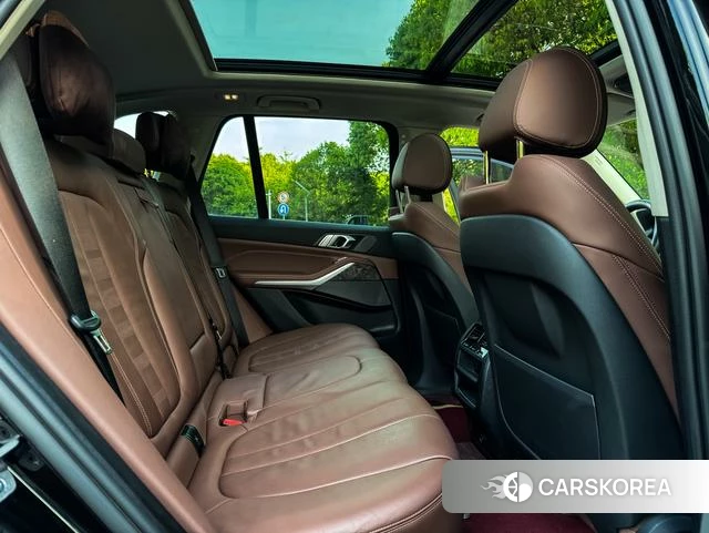 BMW X5 (imported) 2021 Черный из Китая, фото 3
