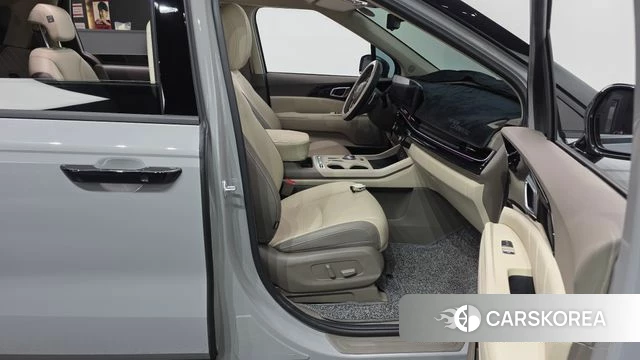 Kia The New Carnival 4th Generation 2024 Серый из Кореи, фото 3