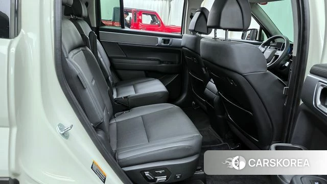 Hyundai Santa Fe (MX5) 2024 Жемчужный цвет из Кореи, фото 3