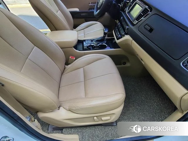 Kia The New Carnival 2018 Белый из Кореи, фото 3